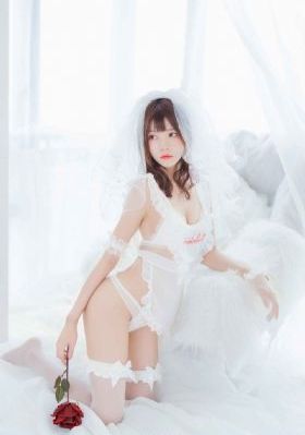 日韩美女人体一区二区三区_720免费在线播放