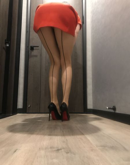 日月俱乐部在线观看AV_4K全集免费播放