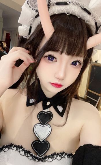 逼里香av_超清免费观看视频