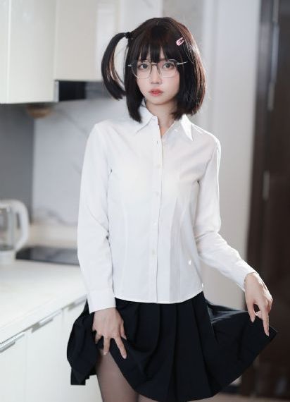 欧美秘书在线中文字幕_剧情片在线视频观看