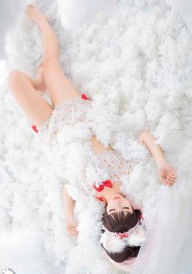日本社长和人妻秘书的片子_BD英语HD高清在线观看