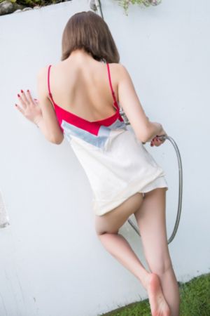 操女人在线_HD全集免费观看