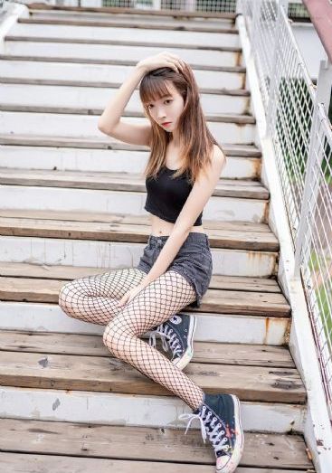 国产精品嫩模第一页在线观看_蓝光免费高清观看