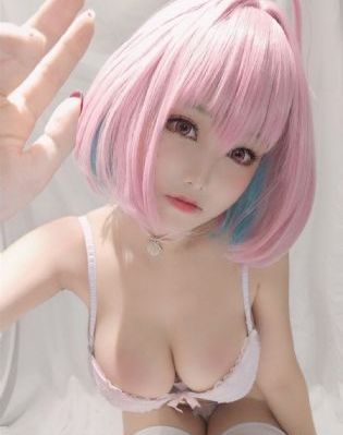 亚洲成人在线视频观看_BD免费在线播放